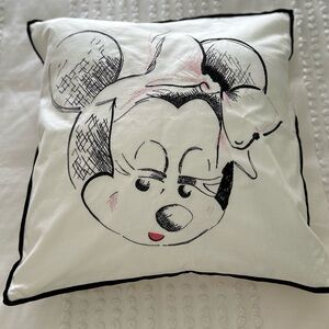 Ethan Allen Minnie Mouse Pillow Cover & Pillow Insert (Hidden Zipper) BNWOT